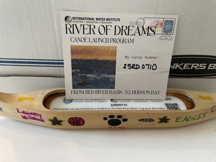Canoe #25RD0710
