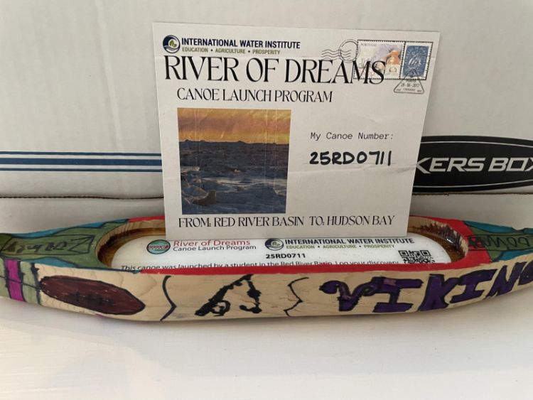 Canoe #25RD0711