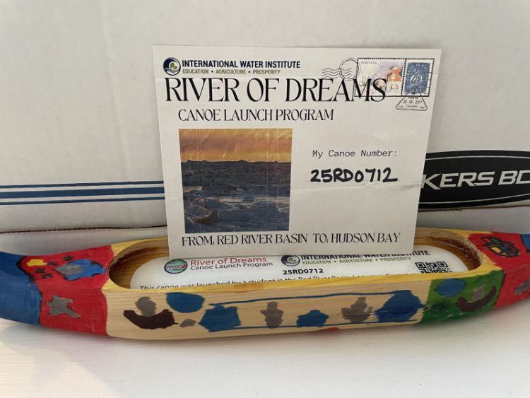 Canoe #25RD0712