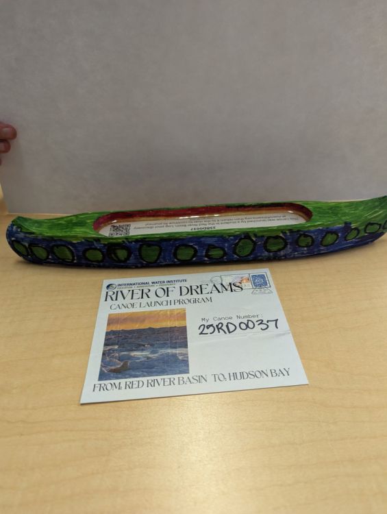 Canoe 25RD0037