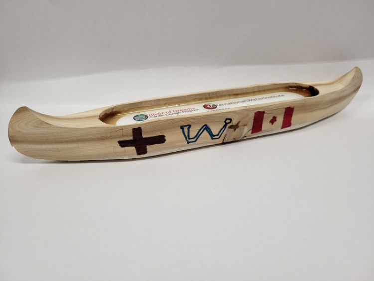 Canoe 24RD0867