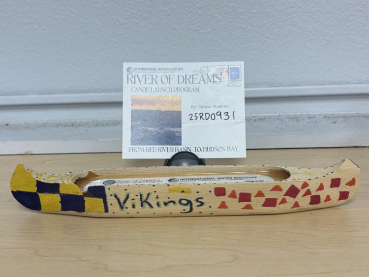 Canoe #25RD0931