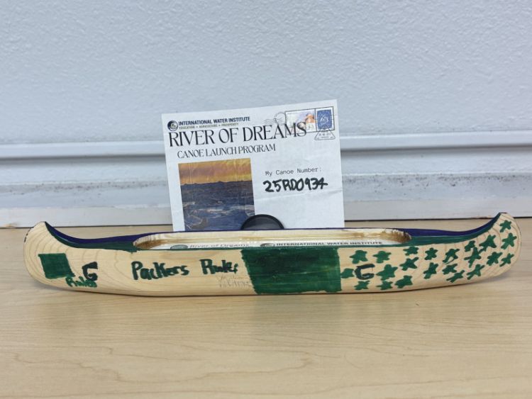 Canoe #25RD0934