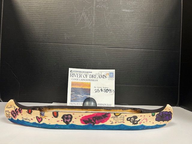 Canoe #25RD0953