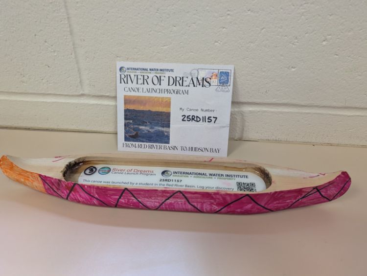 Canoe #25RD1157
