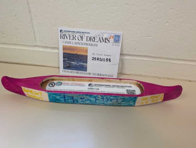 Canoe #25RD1158