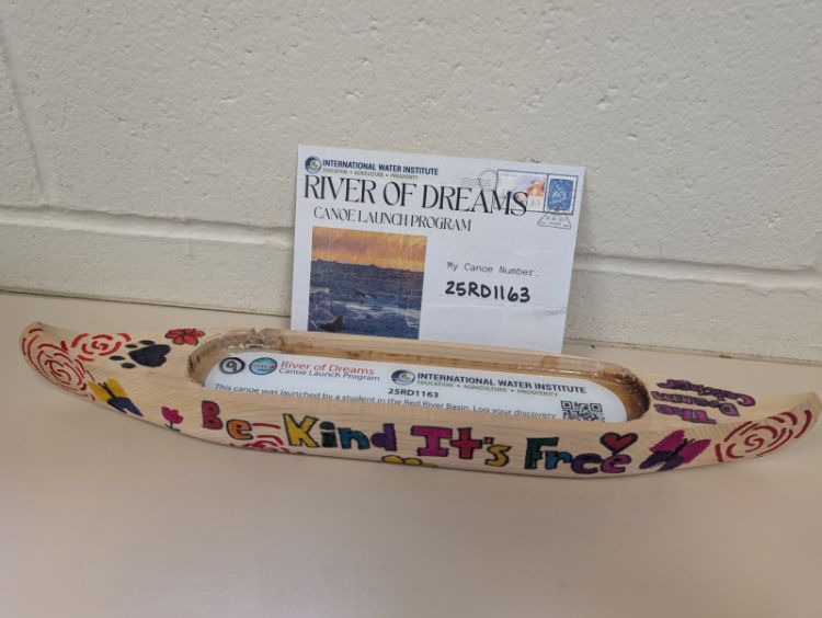 Canoe #25RD1163