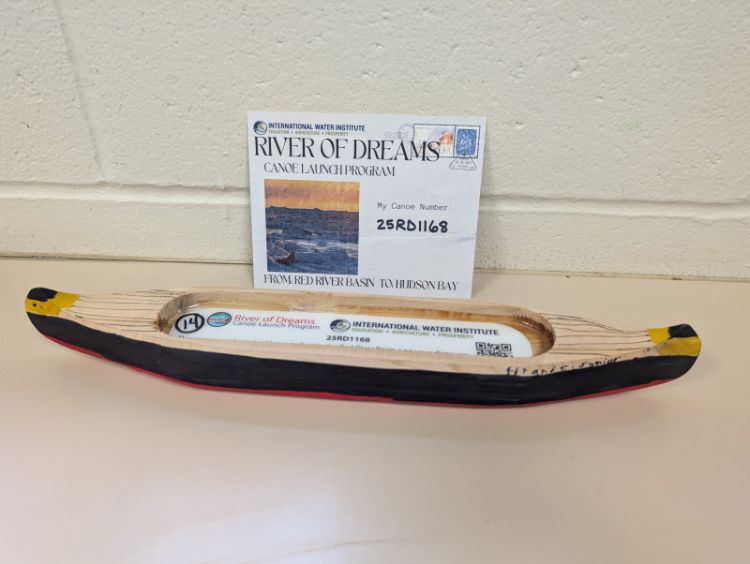Canoe #25RD1168