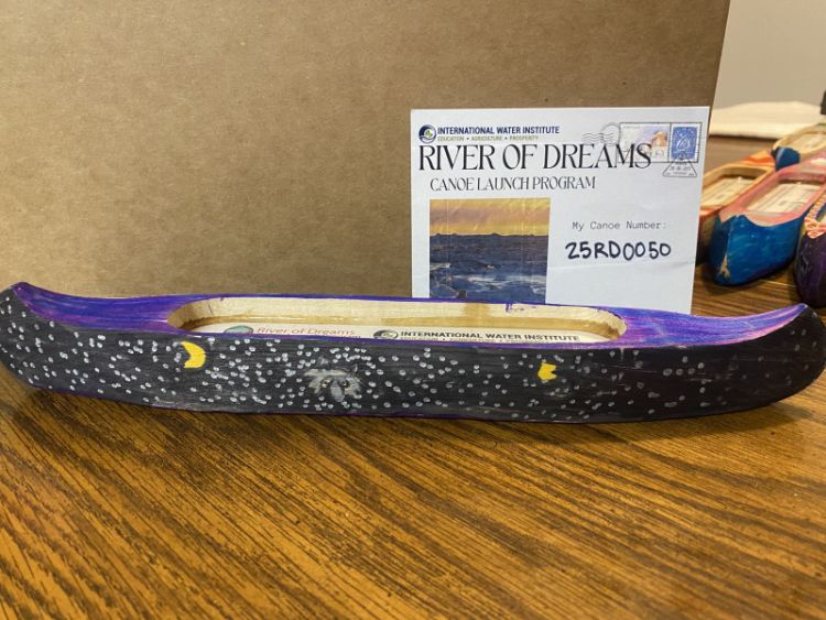 Canoe 25RD0050