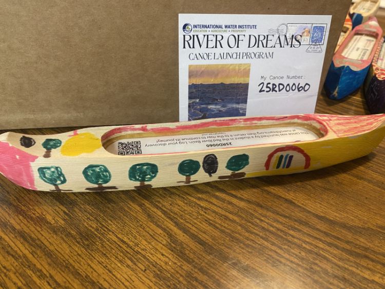 Canoe 25RD0060