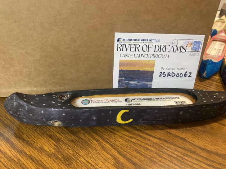 Canoe 25RD0062