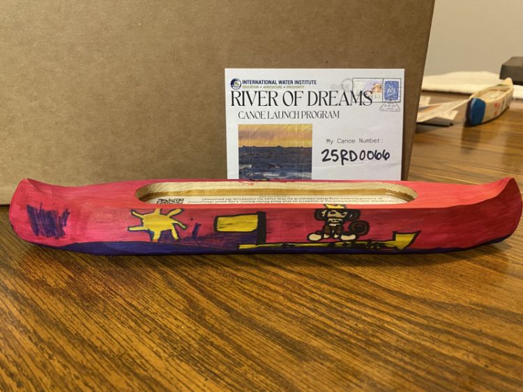 Canoe 25RD0066
