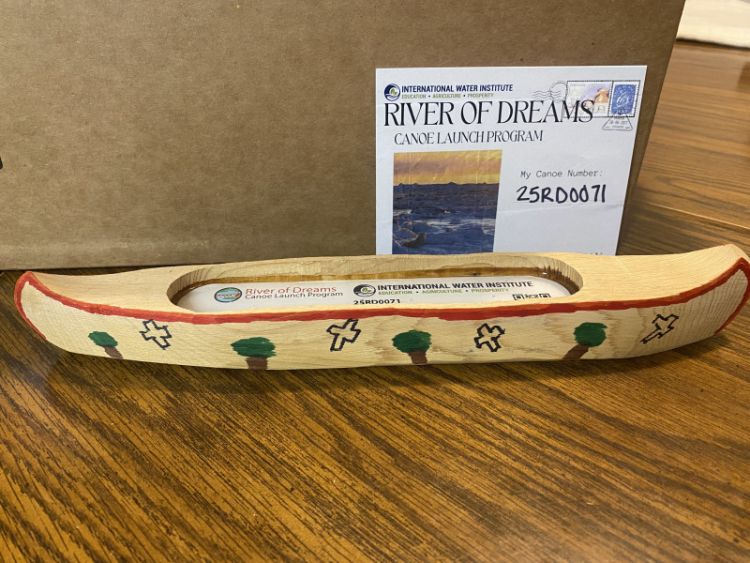 Canoe 25RD0071
