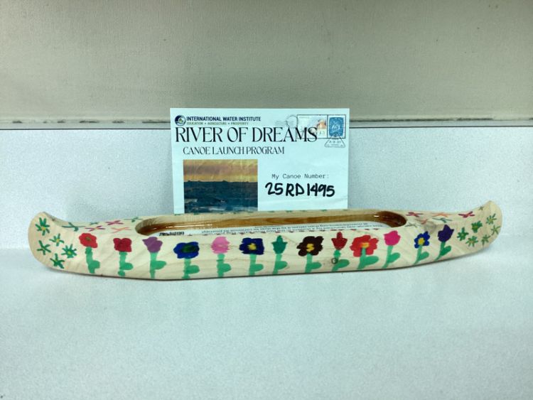 Canoe #25RD1495