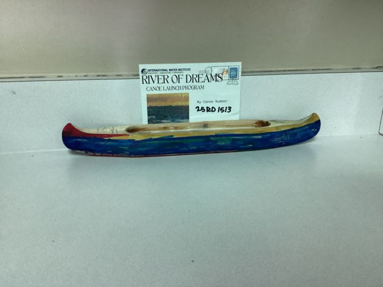 Canoe #25RD1513