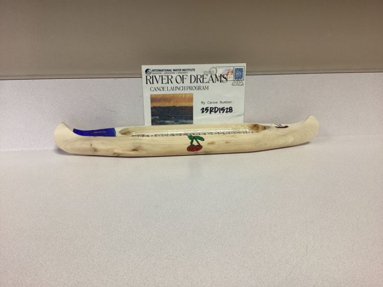 Canoe #25RD1528