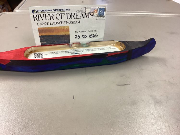 Canoe #25RD1565