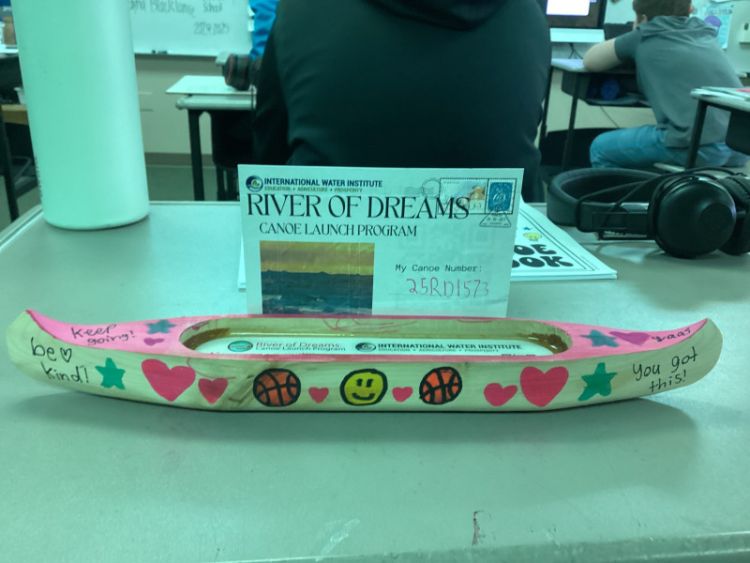 Canoe #25RD1573