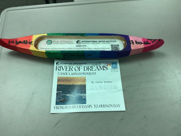 Canoe #25RD1576