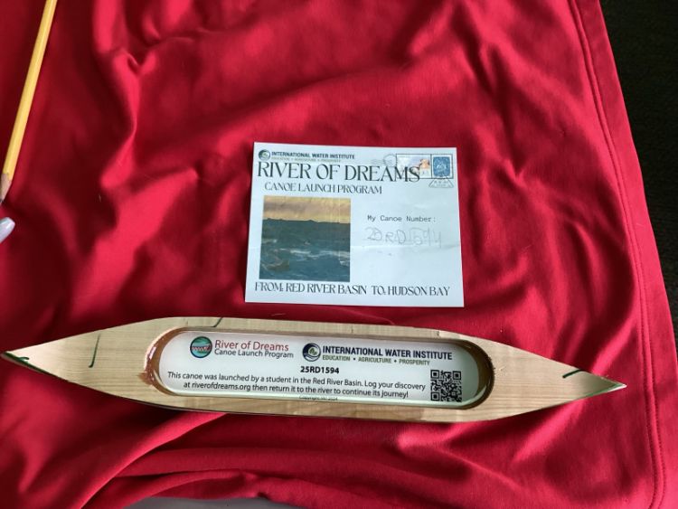 Canoe #25RD1594
