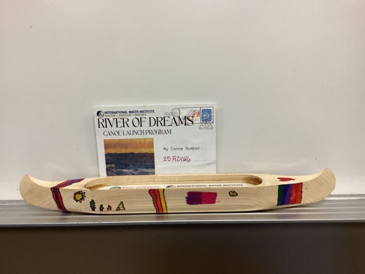 Canoe #25RD1616