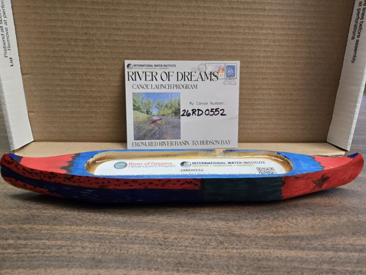 Canoe 26RD0552