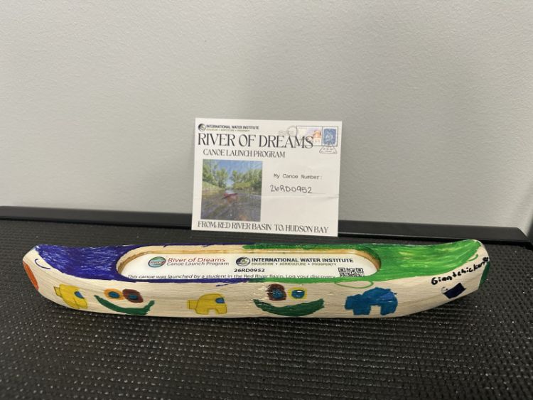 Canoe #26RD0952
