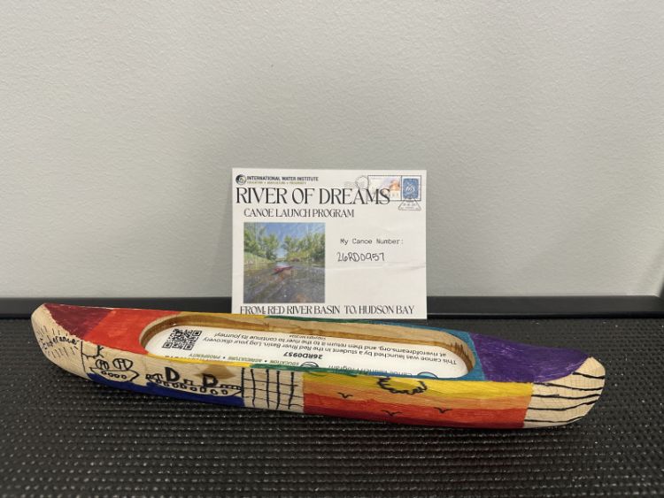 Canoe #26RD0957