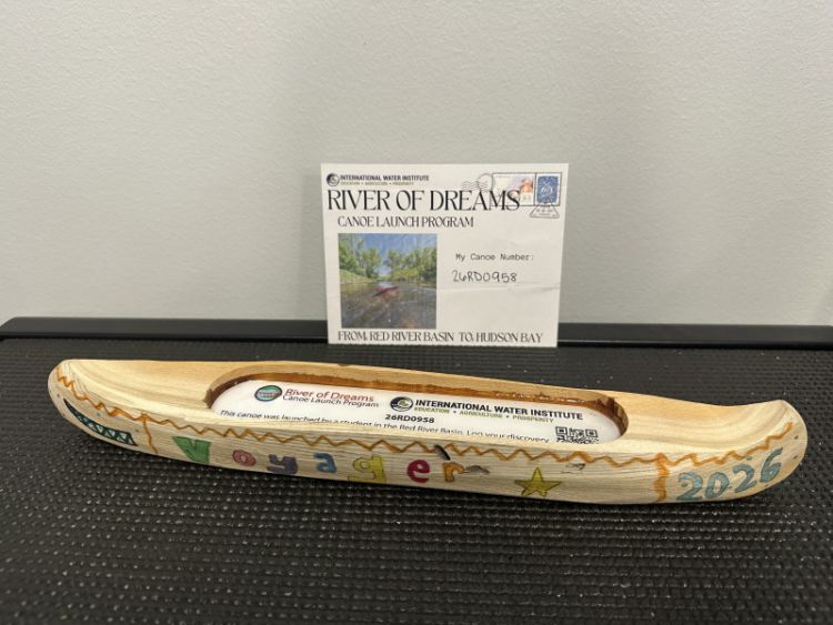 Canoe #26RD0958
