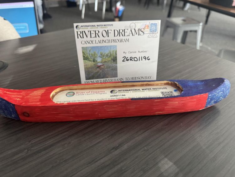 Canoe #26RD1196