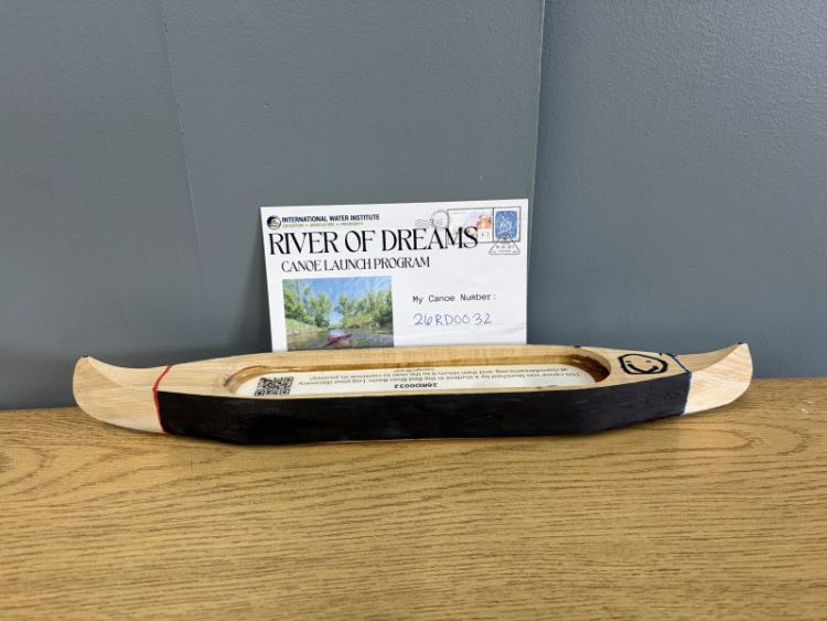 Canoe #26RD0032