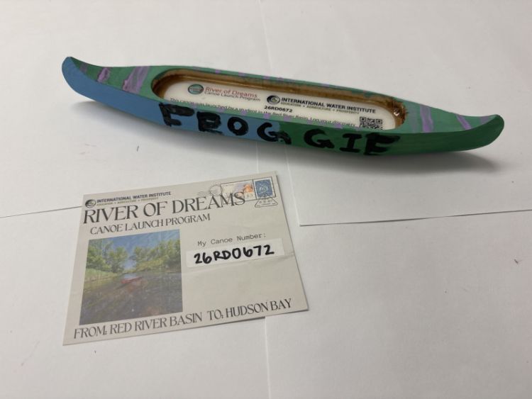Canoe #26RD0672