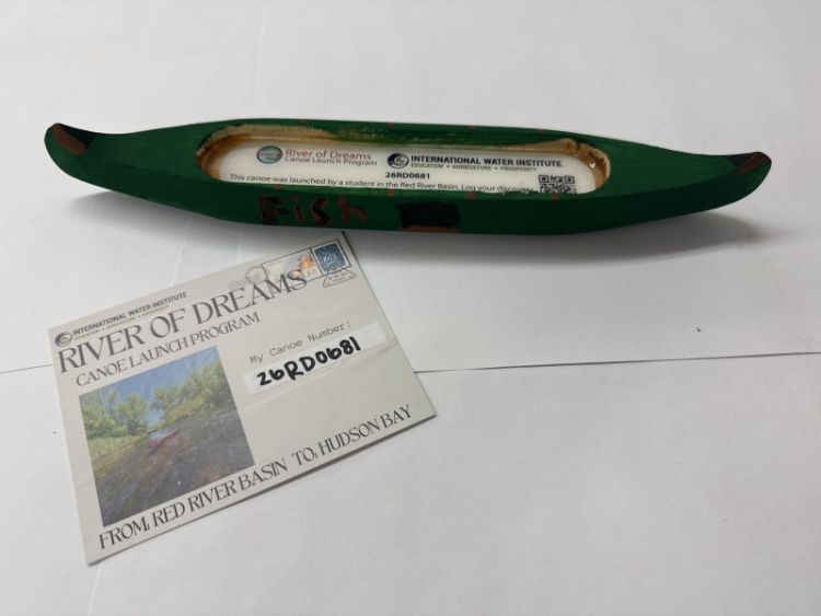 Canoe #26RD0681