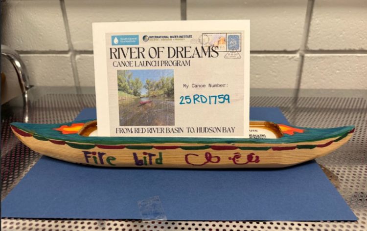 Canoe #25RD1759