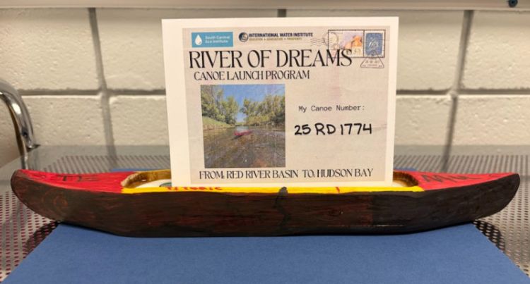 Canoe #25RD1774