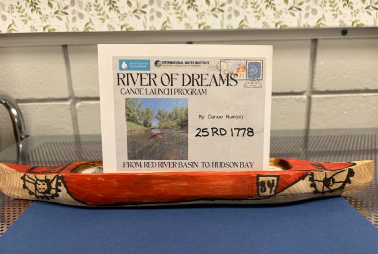 Canoe #25RD1778