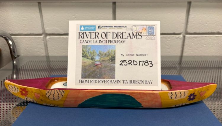Canoe #25RD1783