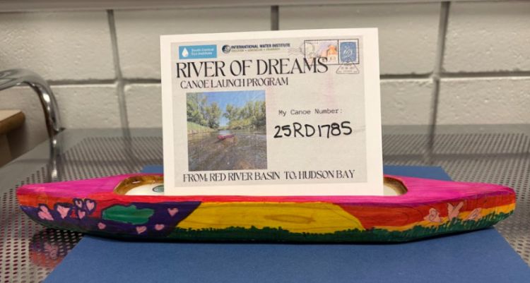Canoe #25RD1785