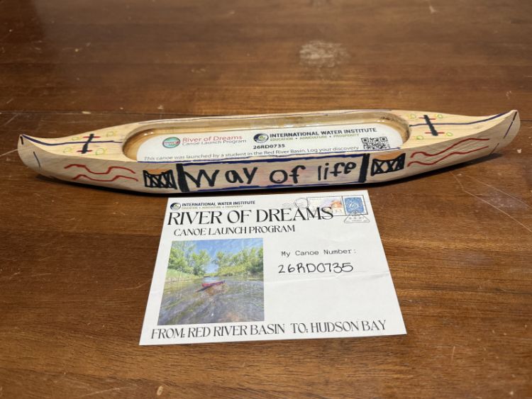 Canoe #26RD0735