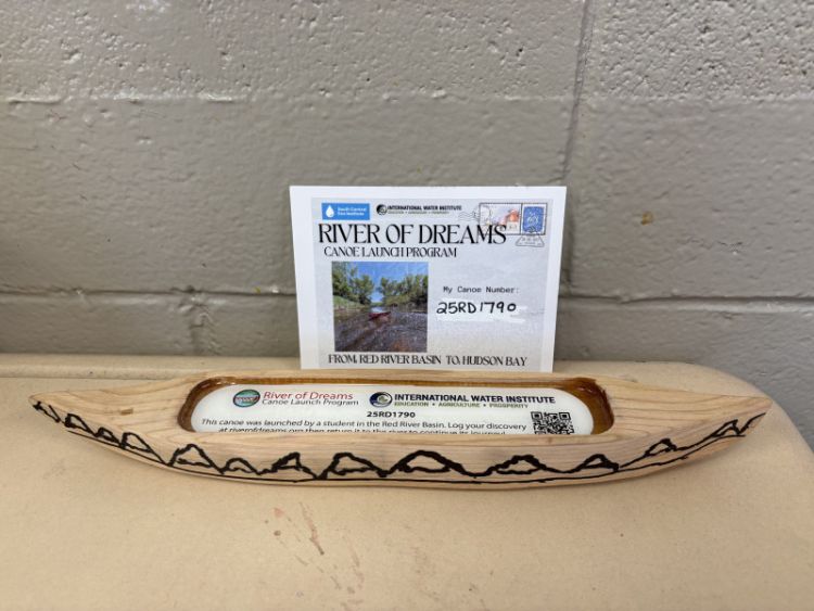 Canoe #25RD1790