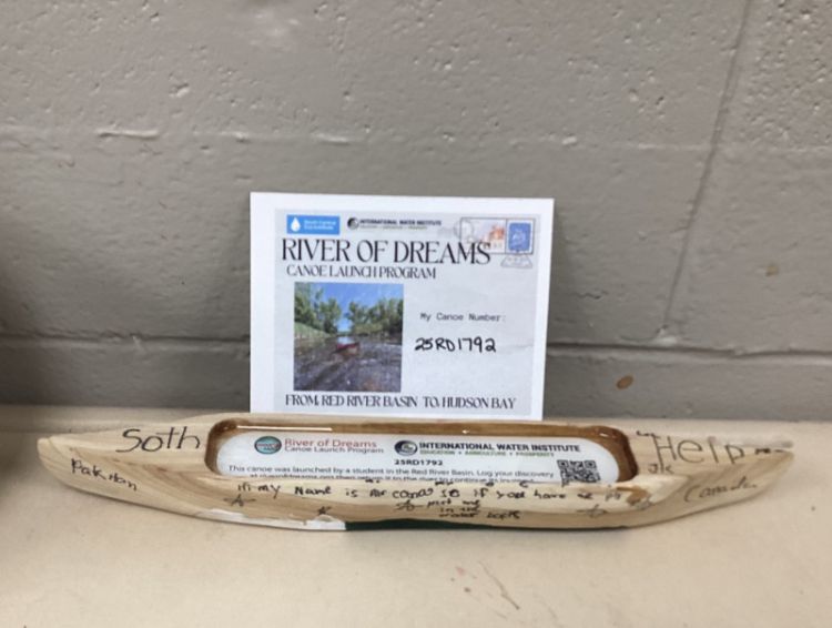 Canoe 25RD1792