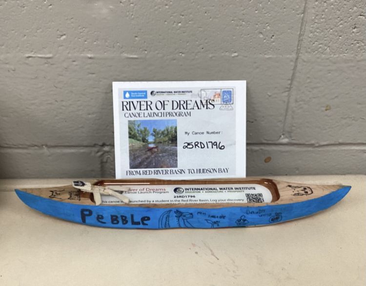 Canoe #25RD1796