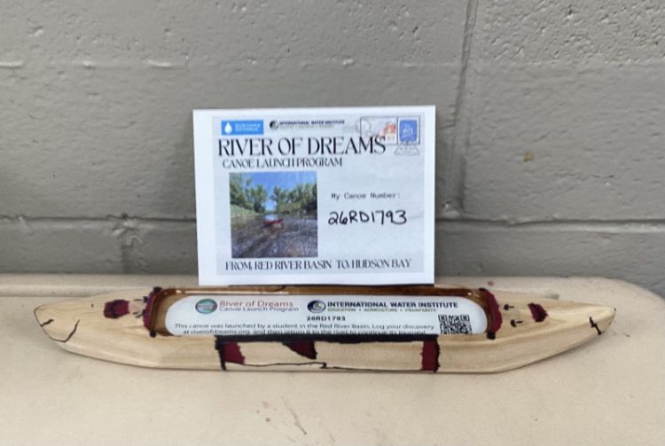 Canoe #26RD1793