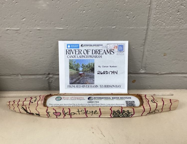Canoe 26RD1794
