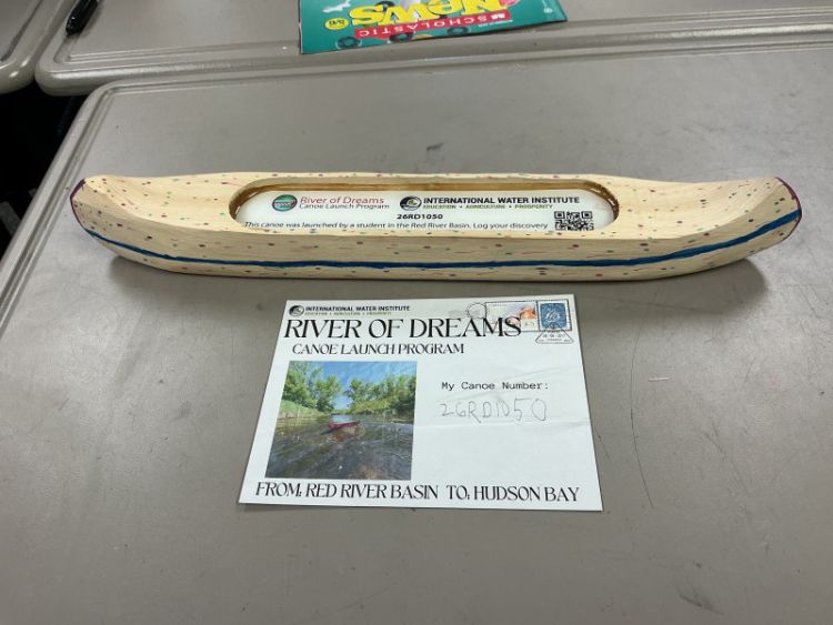 Canoe #26RD1050