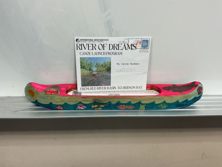 Canoe #26RD1063