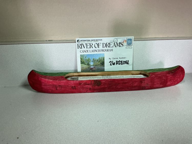 Canoe #26RD1081