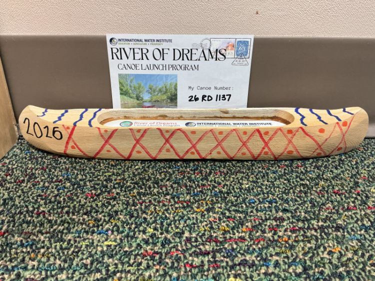 Canoe #26RD1137