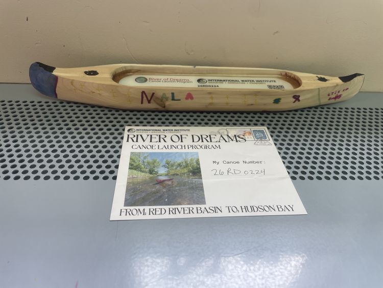 Canoe 26RD0224