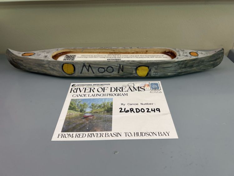 Canoe 26RD0249